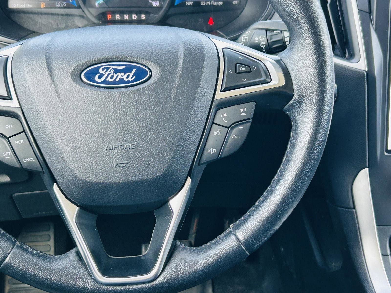 Used 2024 Ford Edge SEL w/ Convenience Package image 19