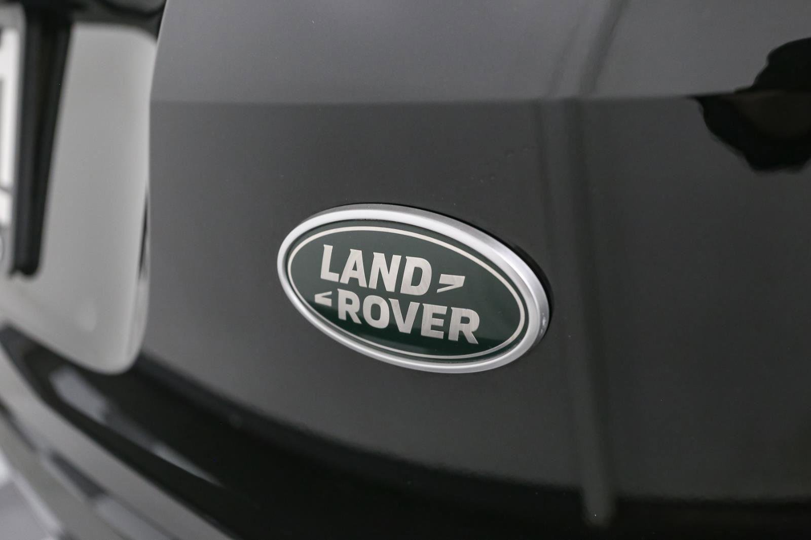 Used 2023 Land Rover Range Rover Evoque S image 11