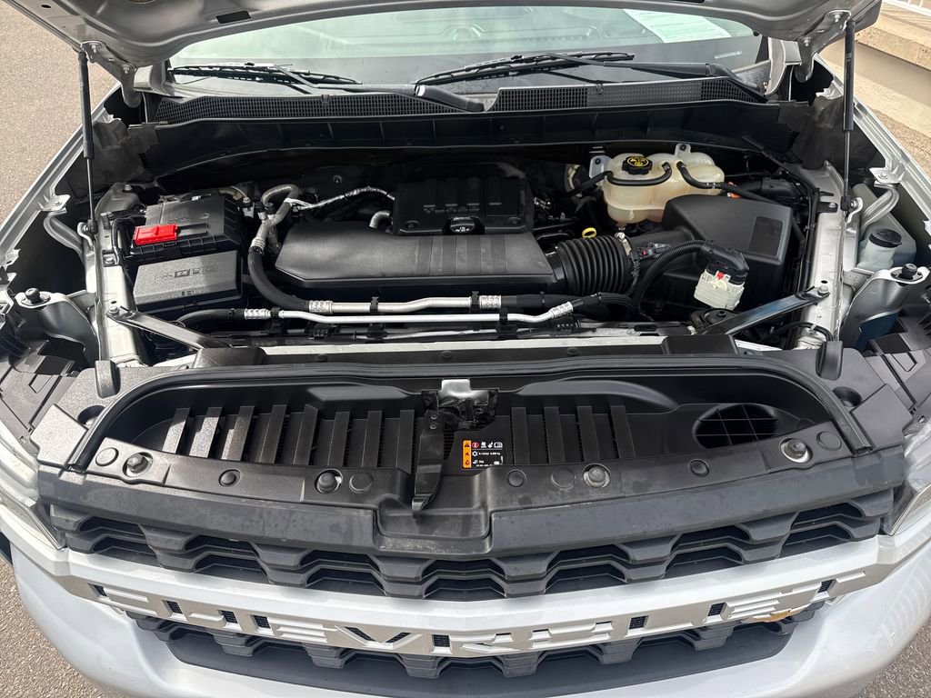 Used 2022 Chevrolet Silverado 1500 Custom w/ Safety Confidence Package AWD/4WD image 21