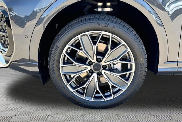 New 2026 Audi Q5 Premium Plus AWD/4WD image 8