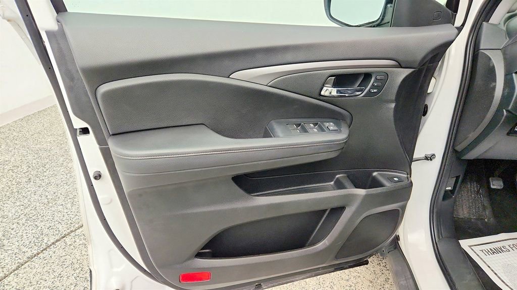 Used 2023 Honda Ridgeline RTL image 11