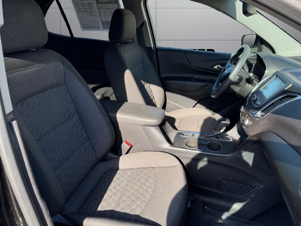 Used 2018 Chevrolet Equinox LT AWD/4WD image 17