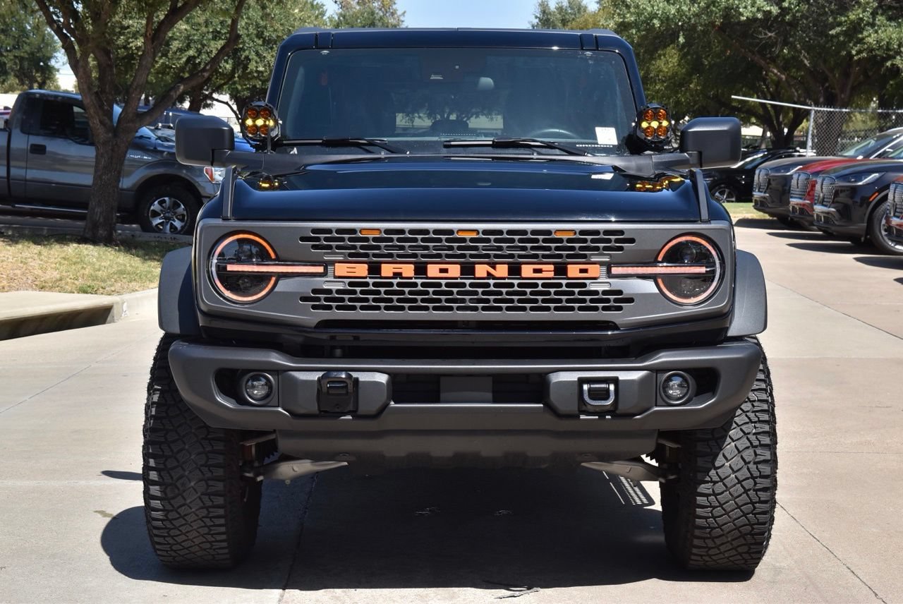 Used 2023 Ford Bronco Badlands w/ Sasquatch Package AWD/4WD image 3