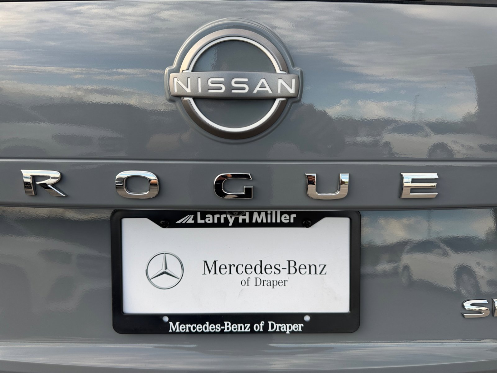 Used 2023 Nissan Rogue SL w/ SL Premium Package image 24