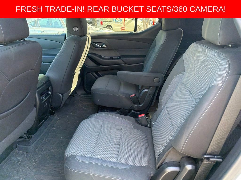 Used 2022 Chevrolet Traverse LT FWD image 11