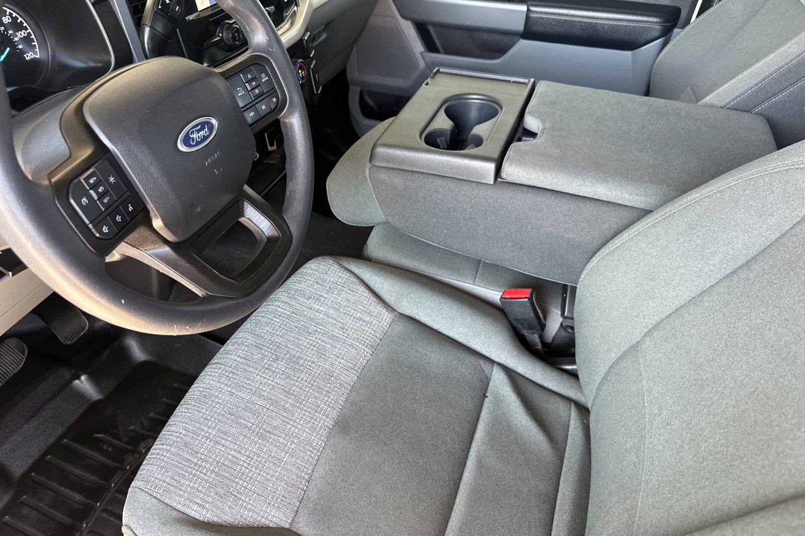 Used 2023 Ford F150 XLT image 10