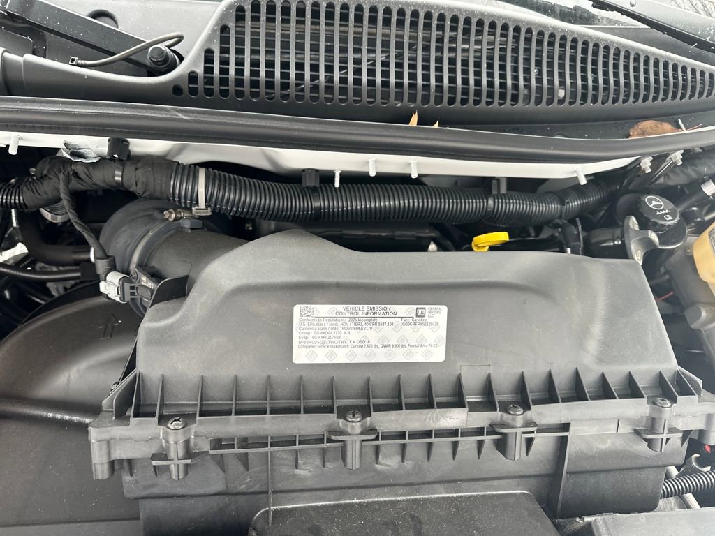 New 2025 Chevrolet Express 3500 Work Van w/ Power Convenience Package RWD image 31