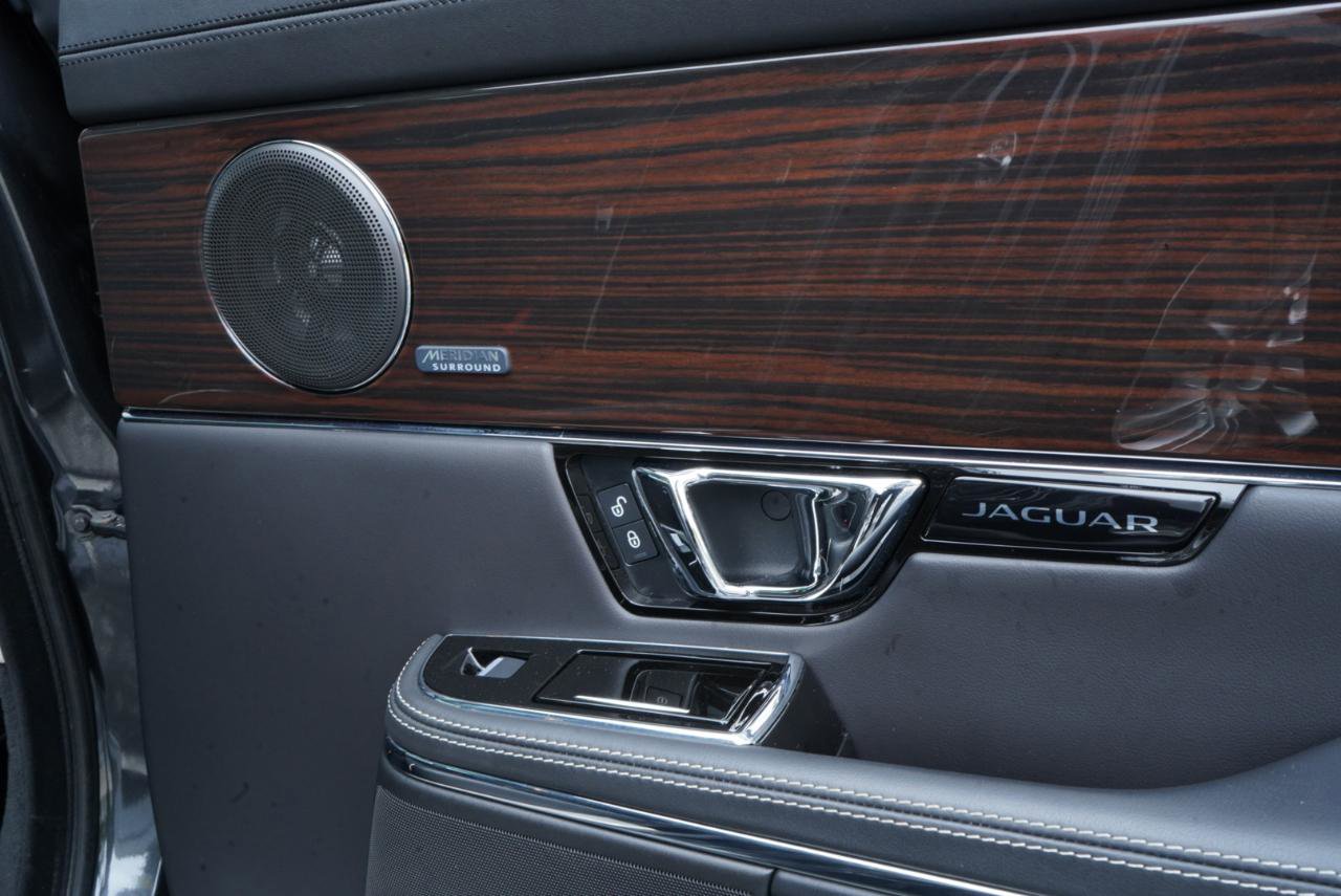 Used 2015 Jaguar XJ L Portfolio AWD/4WD image 61