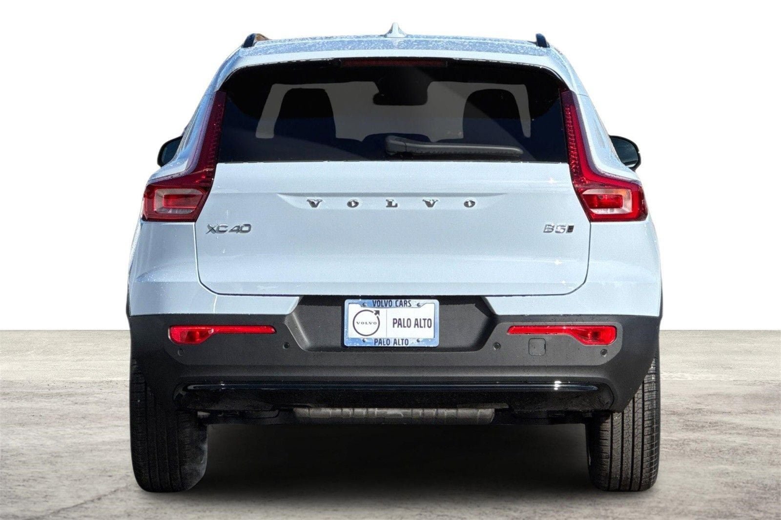 New 2026 Volvo XC40 B5 Ultra w/ Climate Package AWD/4WD image 8