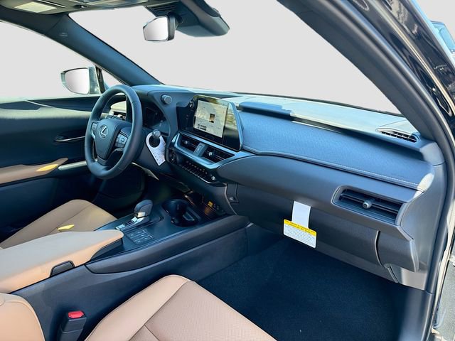 New 2026 Lexus UX 300h FWD image 14