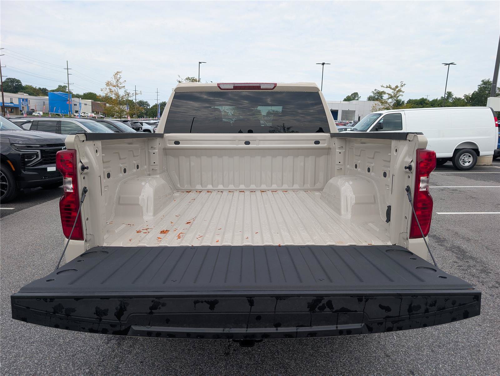 New 2026 Chevrolet Silverado 1500 Custom Trail Boss AWD/4WD image 10