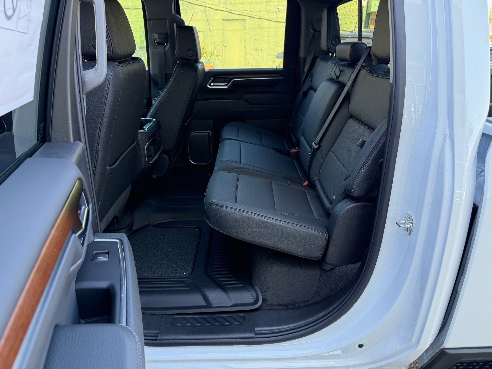 New 2026 GMC Sierra 2500 Denali w/ Denali Reserve Package image 16