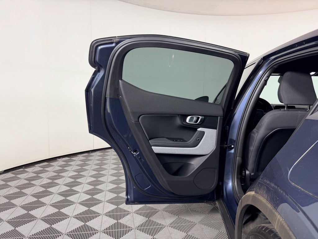 Used 2024 Polestar Polestar 2 RWD image 25