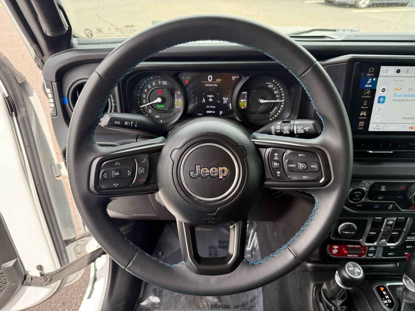 Used 2024 Jeep Wrangler Unlimited Rubicon 4xe AWD/4WD image 16
