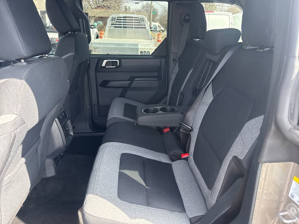 Used 2025 Ford Bronco Big Bend image 13