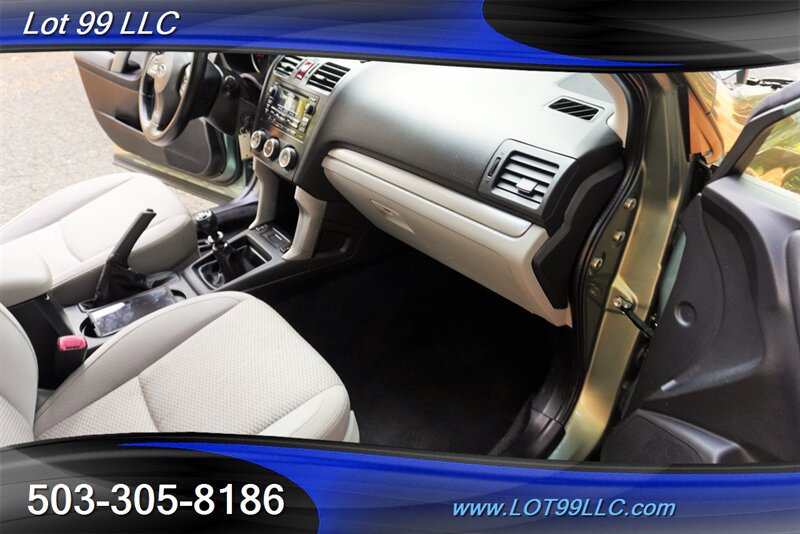 Used 2014 Subaru Forester 2.5i Premium AWD/4WD image 35