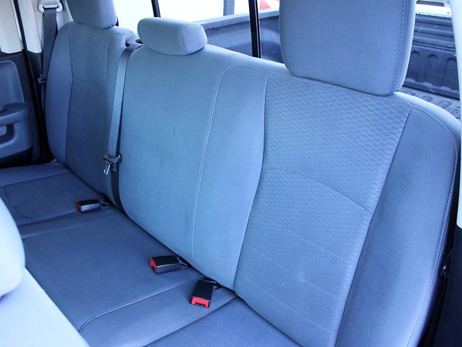 Used 2016 RAM 1500 Classic SLT image 9