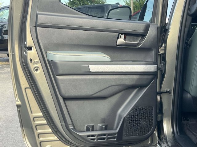 Used 2025 Toyota Tacoma 4x4 Double Cab Hybrid image 17