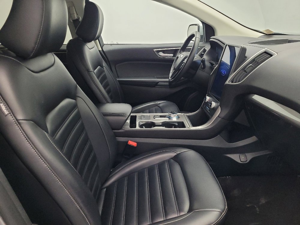 Used 2024 Ford Edge SEL image 21