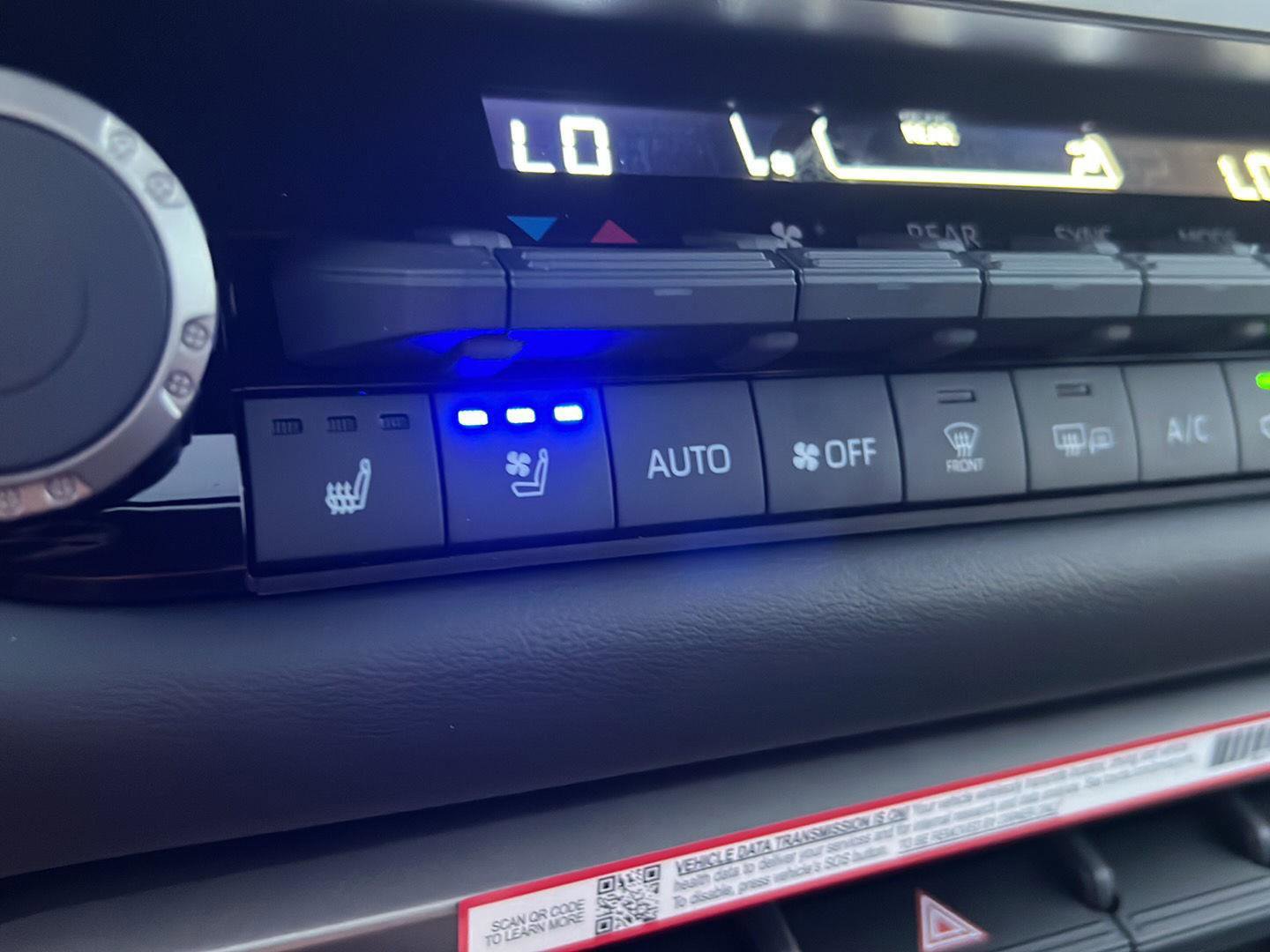 New 2026 Toyota Sequoia Platinum image 31