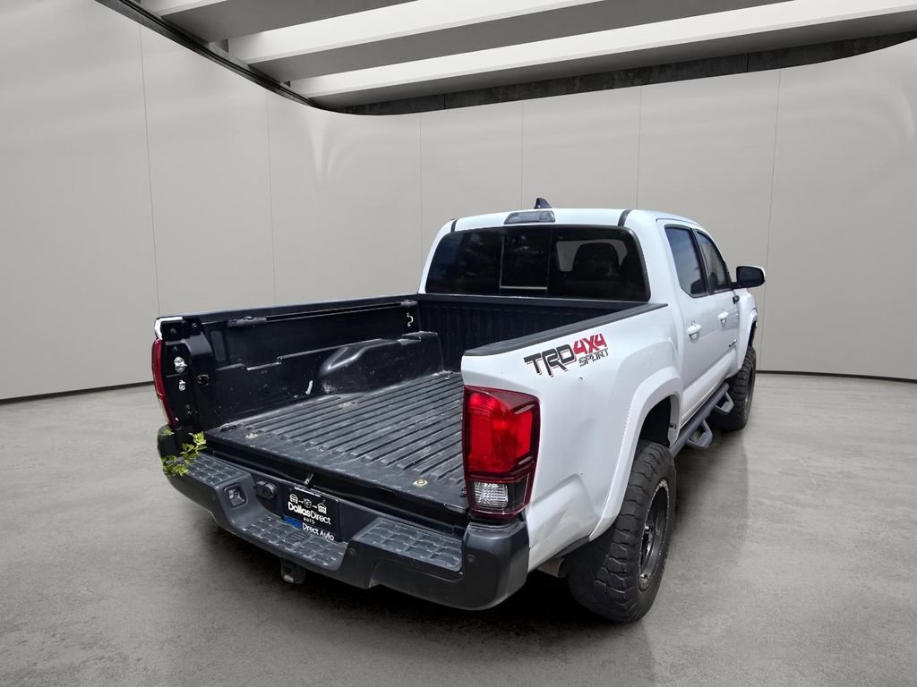 Used 2020 Toyota Tacoma TRD Sport w/ Technology Package AWD/4WD image 7