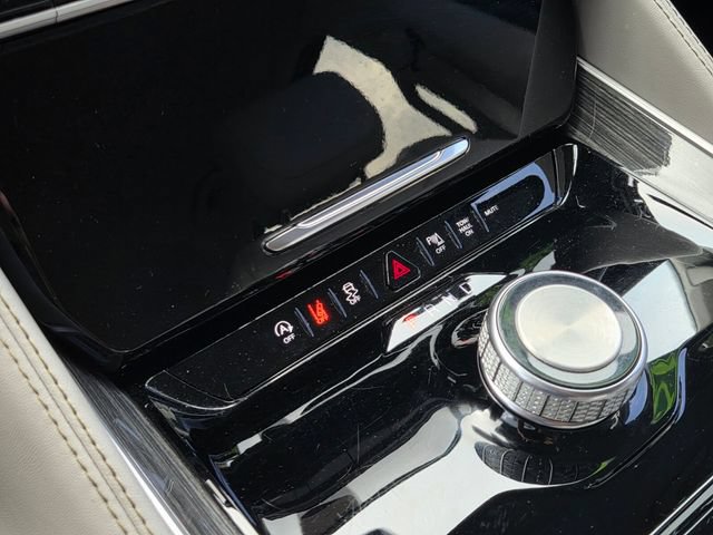 Certified 2022 Jeep Wagoneer Series III w/ Flexible Seating Group RWD image 28