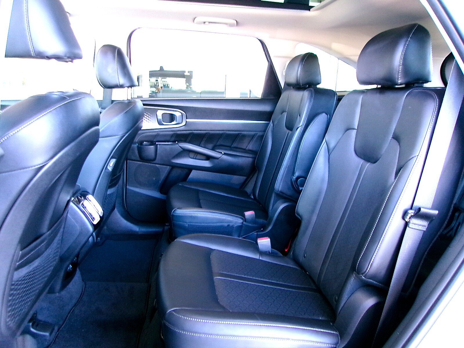 Used 2022 Kia Sorento SX FWD image 19