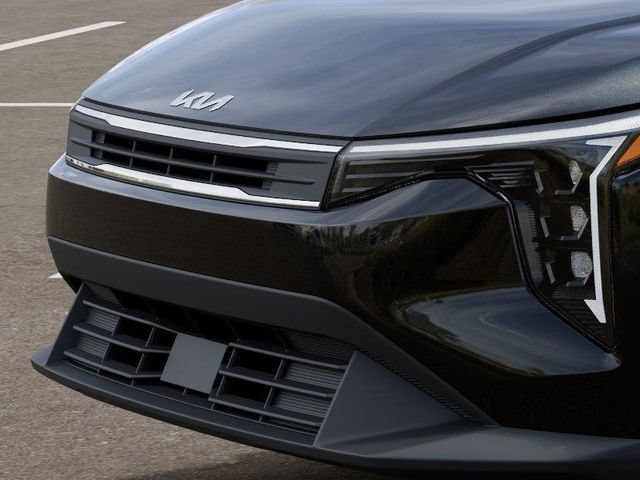 New 2026 Kia K4 FWD image 12