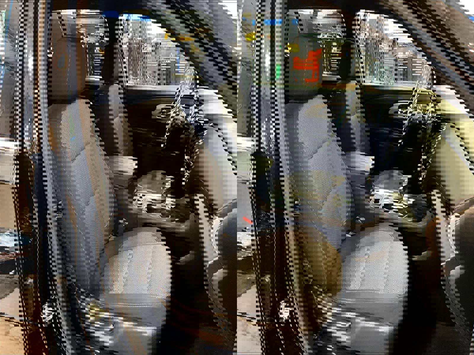 Used 2022 Chevrolet Traverse LT AWD/4WD image 11