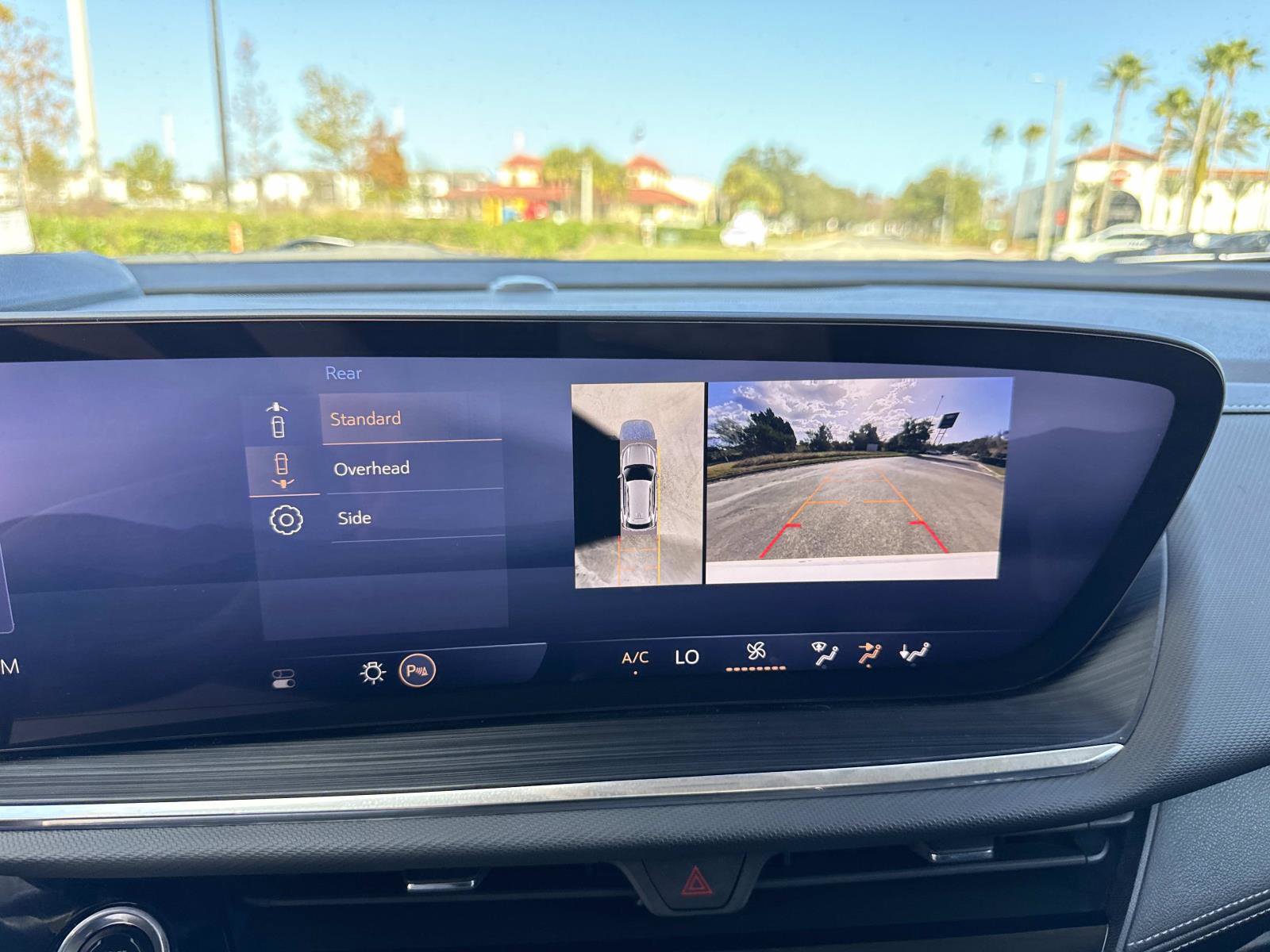 Used 2025 Buick Envision Preferred image 24