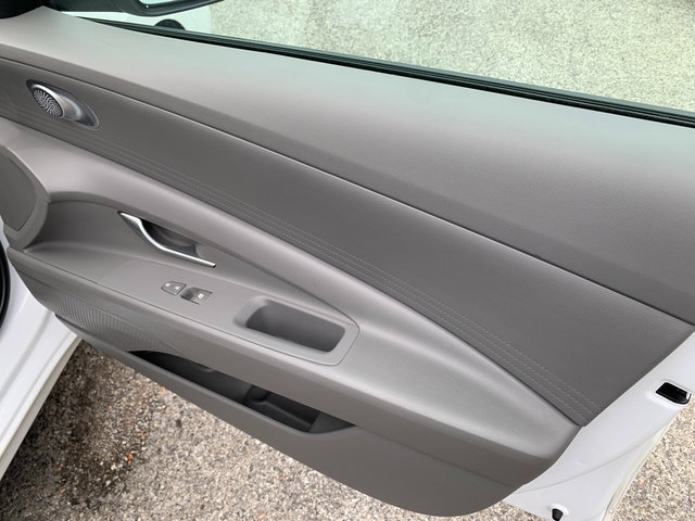 Certified 2024 Hyundai Elantra SEL FWD image 14