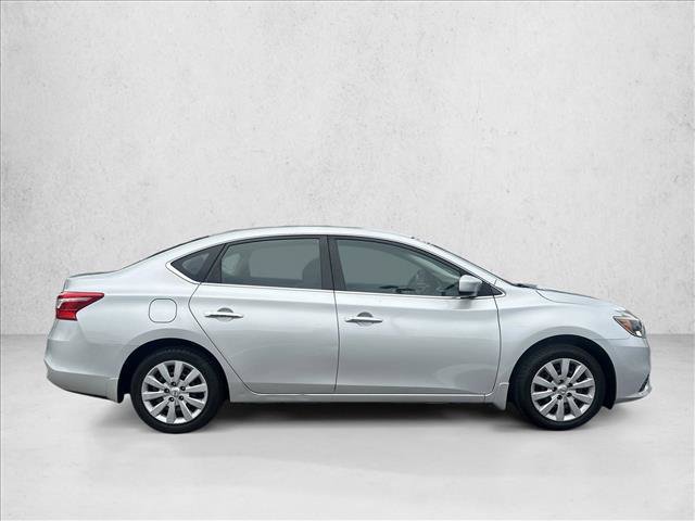 Used 2017 Nissan Sentra SV image 4