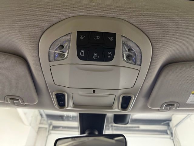 Used 2019 Chrysler Pacifica Limited w/ Tire & Wheel Group image 22