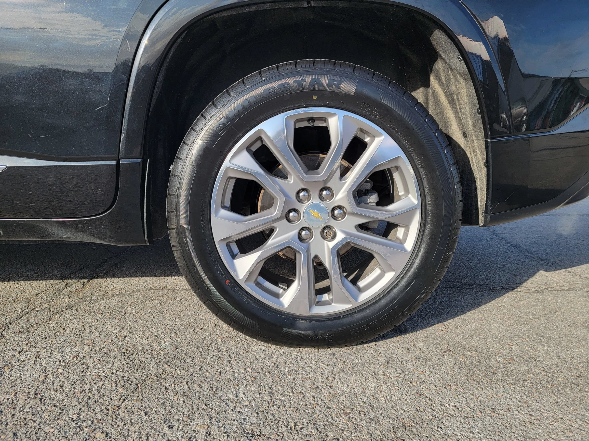 Used 2018 Chevrolet Traverse Premier AWD/4WD image 21