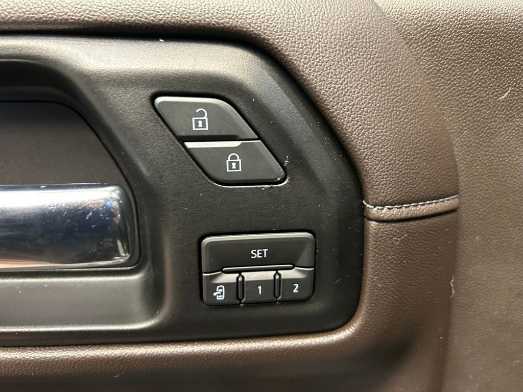 Used 2020 GMC Sierra 1500 Denali w/ Denali Ultimate Package image 22