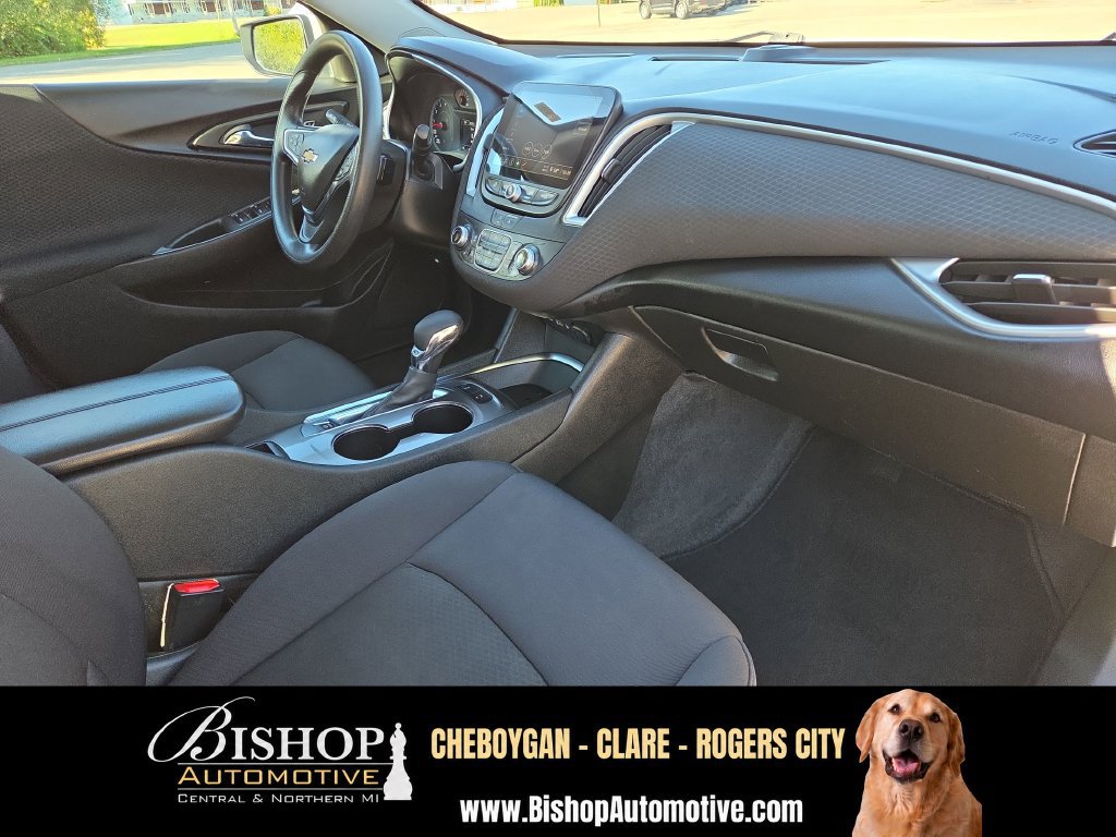 Used 2024 Chevrolet Malibu LT FWD image 19