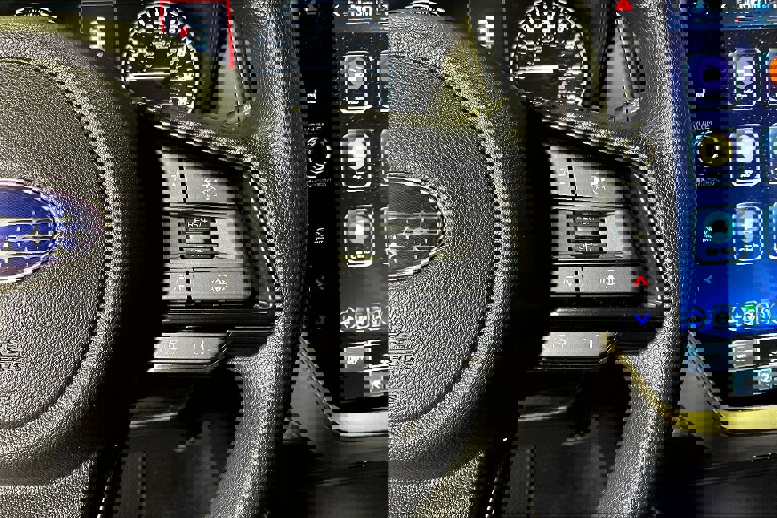 Used 2024 Subaru Crosstrek 2.0i Premium image 12