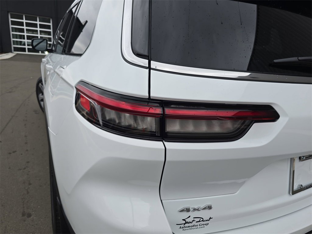 New 2025 Jeep Grand Cherokee L Limited w/ MOPAR Finishing Package image 37