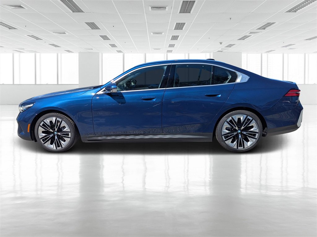 New 2026 BMW i5 eDrive40 w/ Executive Package image 7