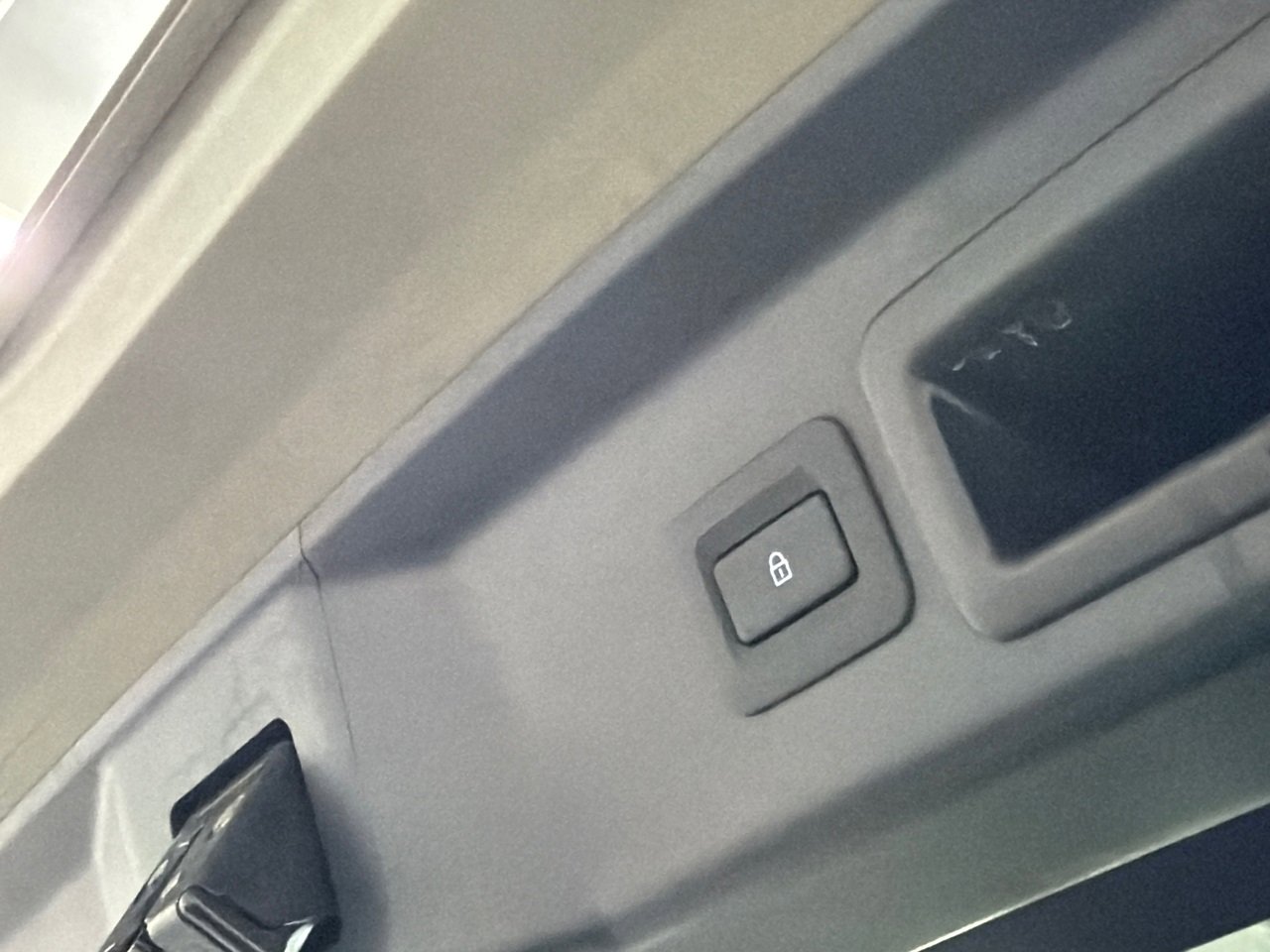 Certified 2025 MAZDA CX-30 Carbon image 9