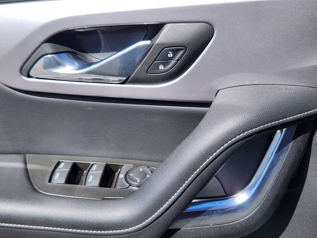 Used 2025 Chevrolet Blazer LT image 11
