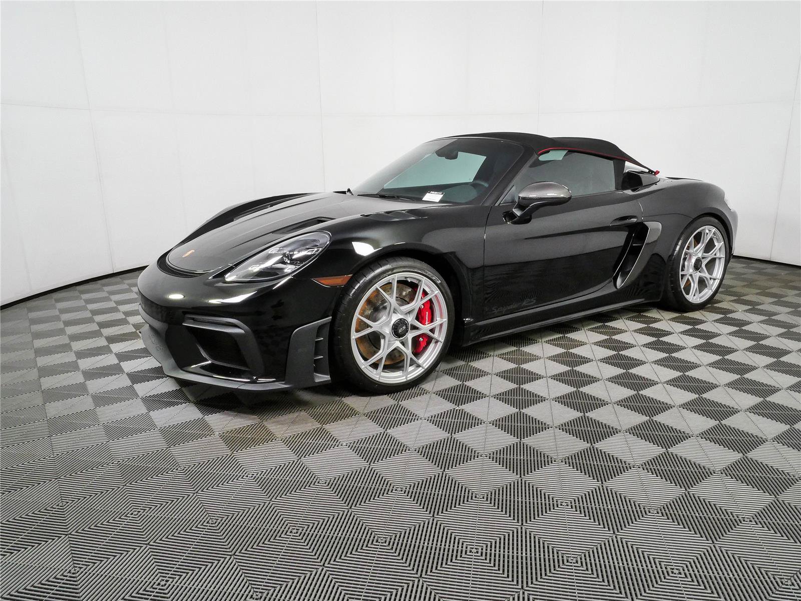 Certified 2025 Porsche 718 Boxster Spyder RS w/ Weissach Package RWD image 2