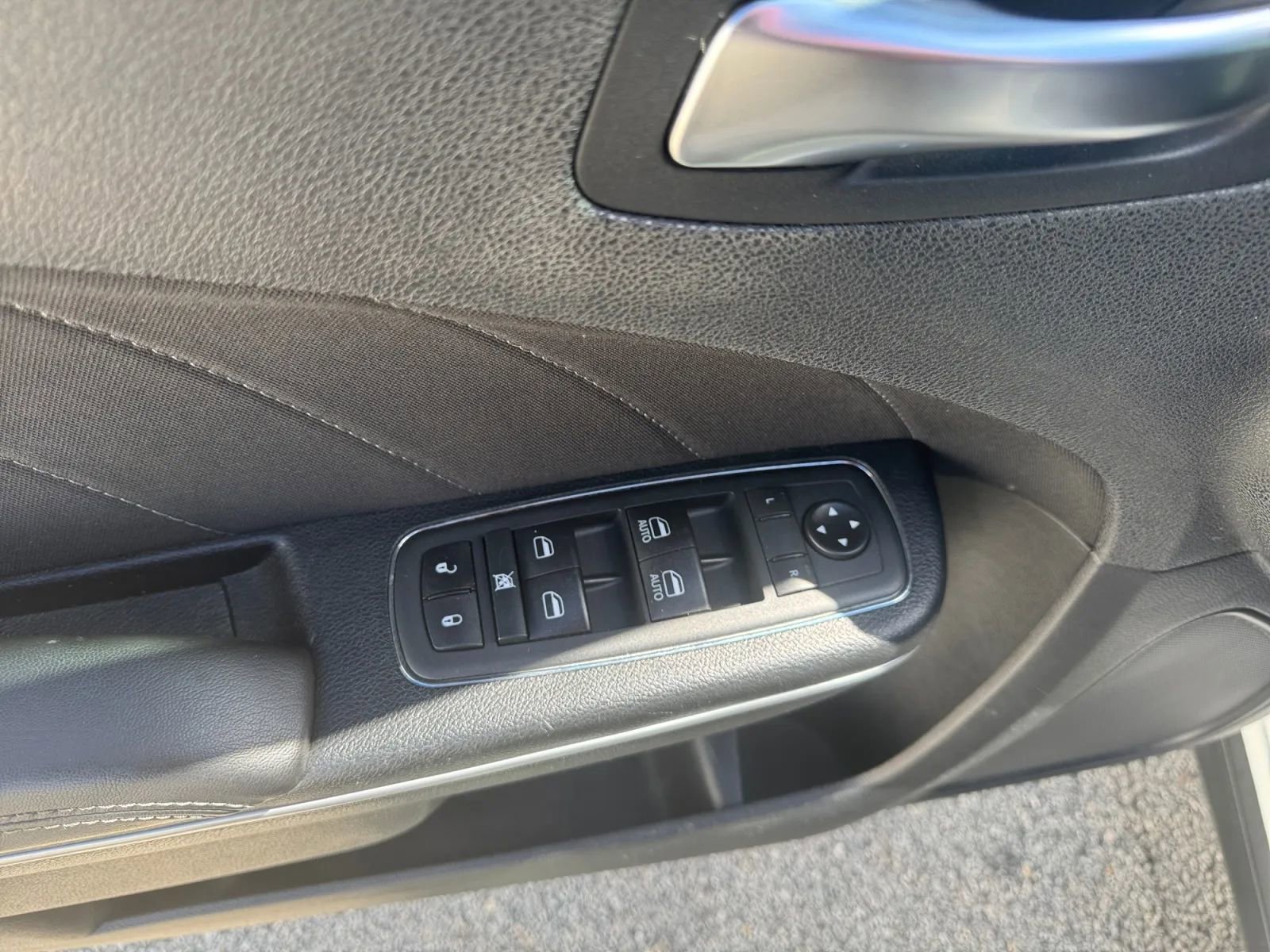 Used 2020 Dodge Charger Scat Pack image 15