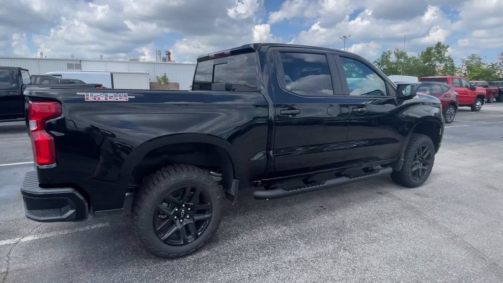 New 2026 Chevrolet Silverado 1500 LT Trail Boss w/ LT Trail Boss Premium Package AWD/4WD image 2