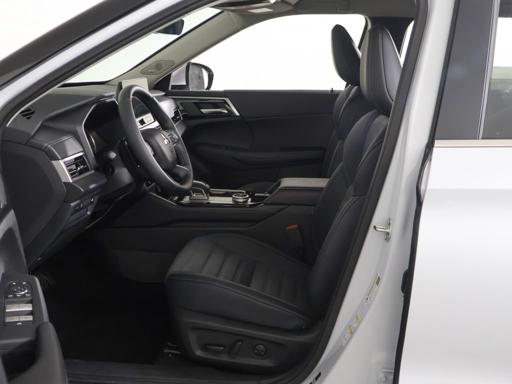 New 2026 Mitsubishi Outlander SE FWD image 27