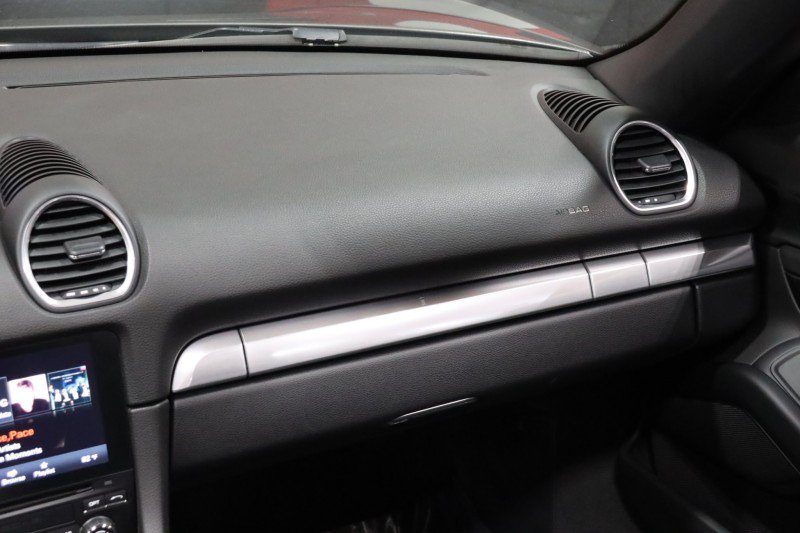Used 2017 Porsche 718 Boxster RWD image 51