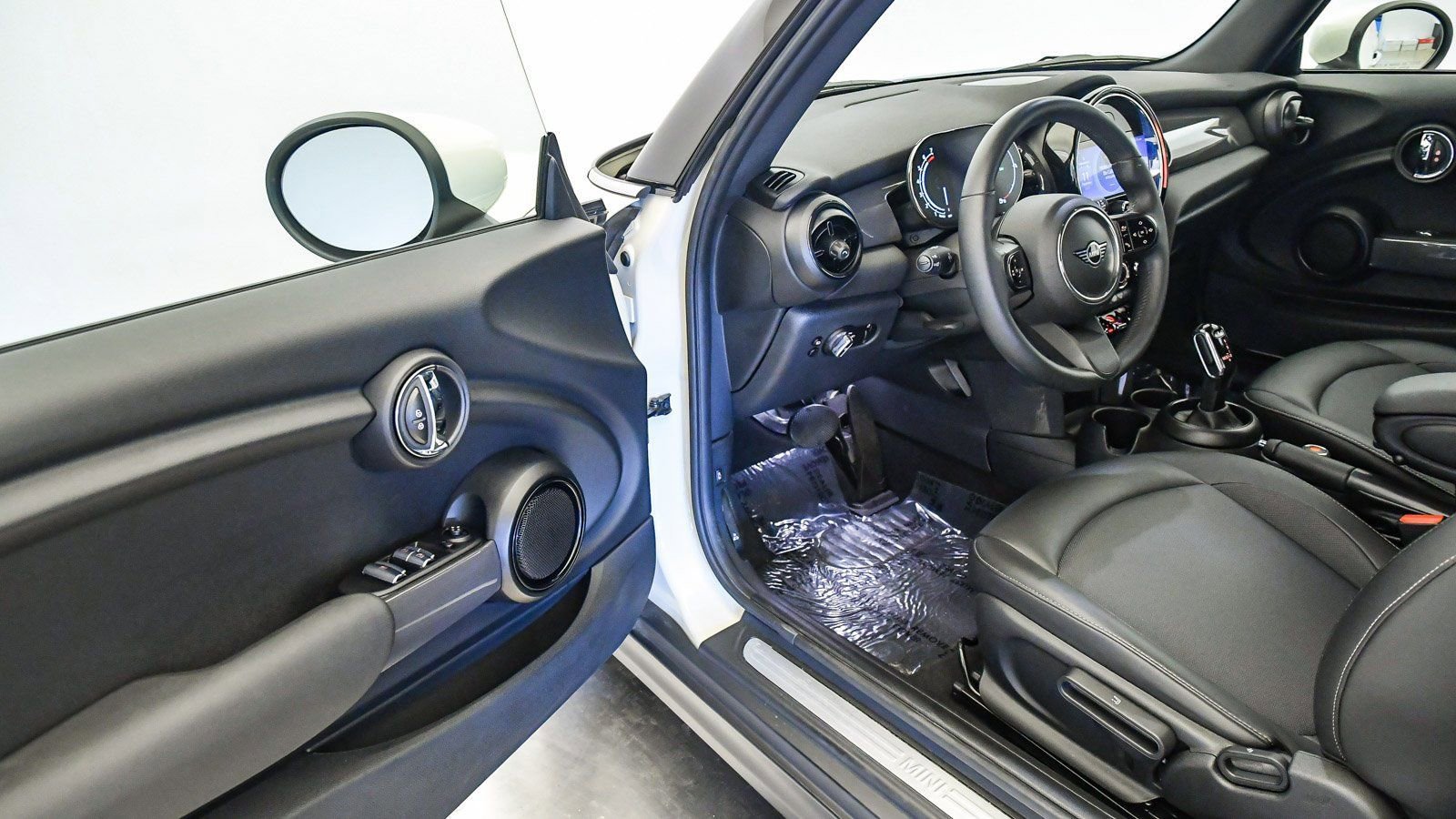 Used 2022 MINI Cooper Convertible image 20