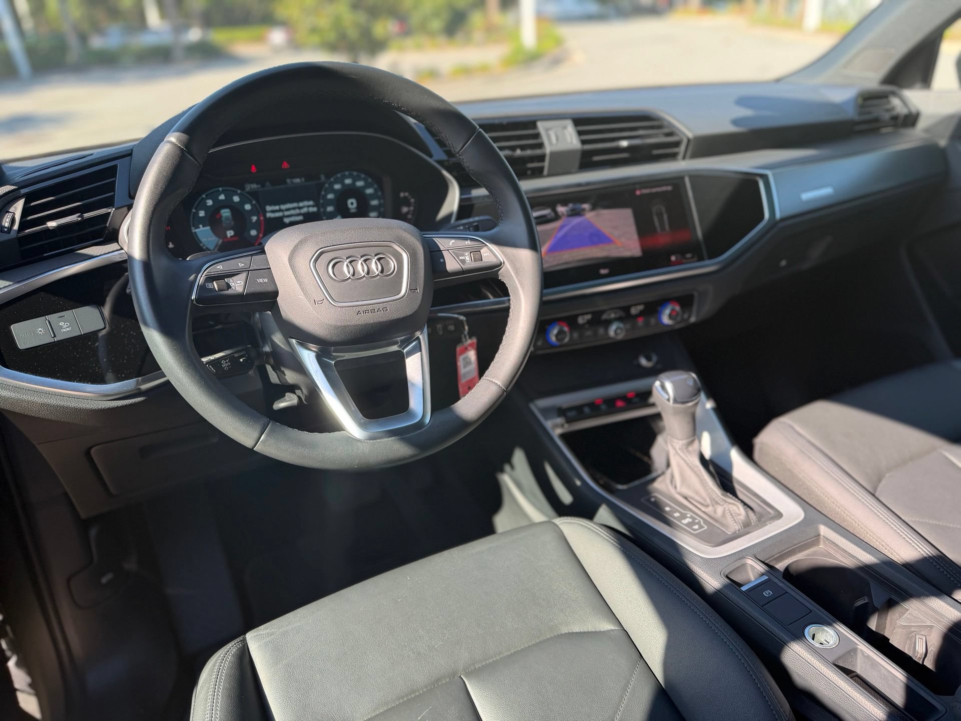 Used 2025 Audi Q3 2.0T Premium AWD/4WD image 4