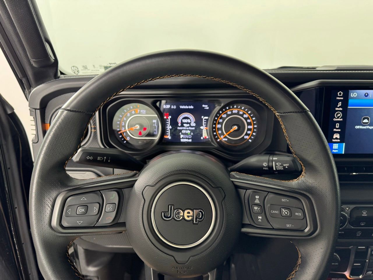 Used 2024 Jeep Gladiator Mojave AWD/4WD image 22