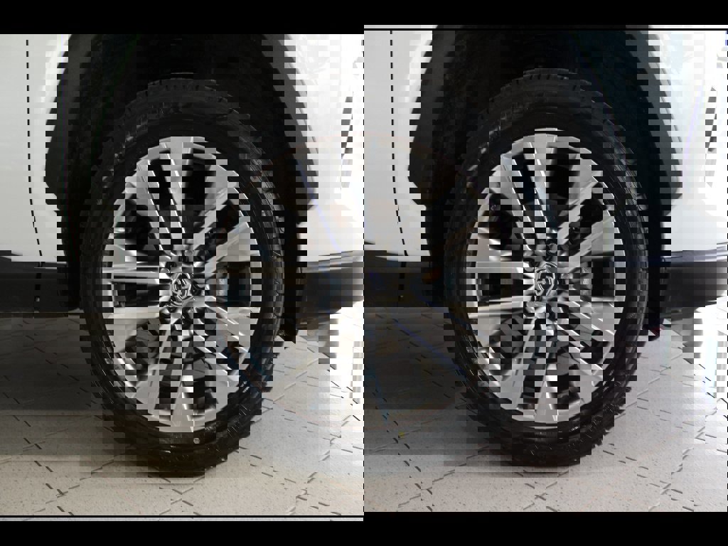 Used 2023 Toyota RAV4 XLE Premium image 10